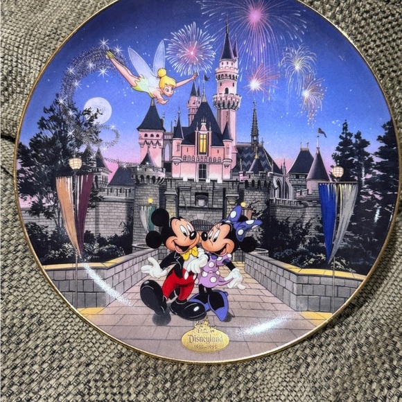 ✨ Vintage 40th Anniversary Disneyland Commemorative Plate with Mickey and Minnie - Picture 10 of 14